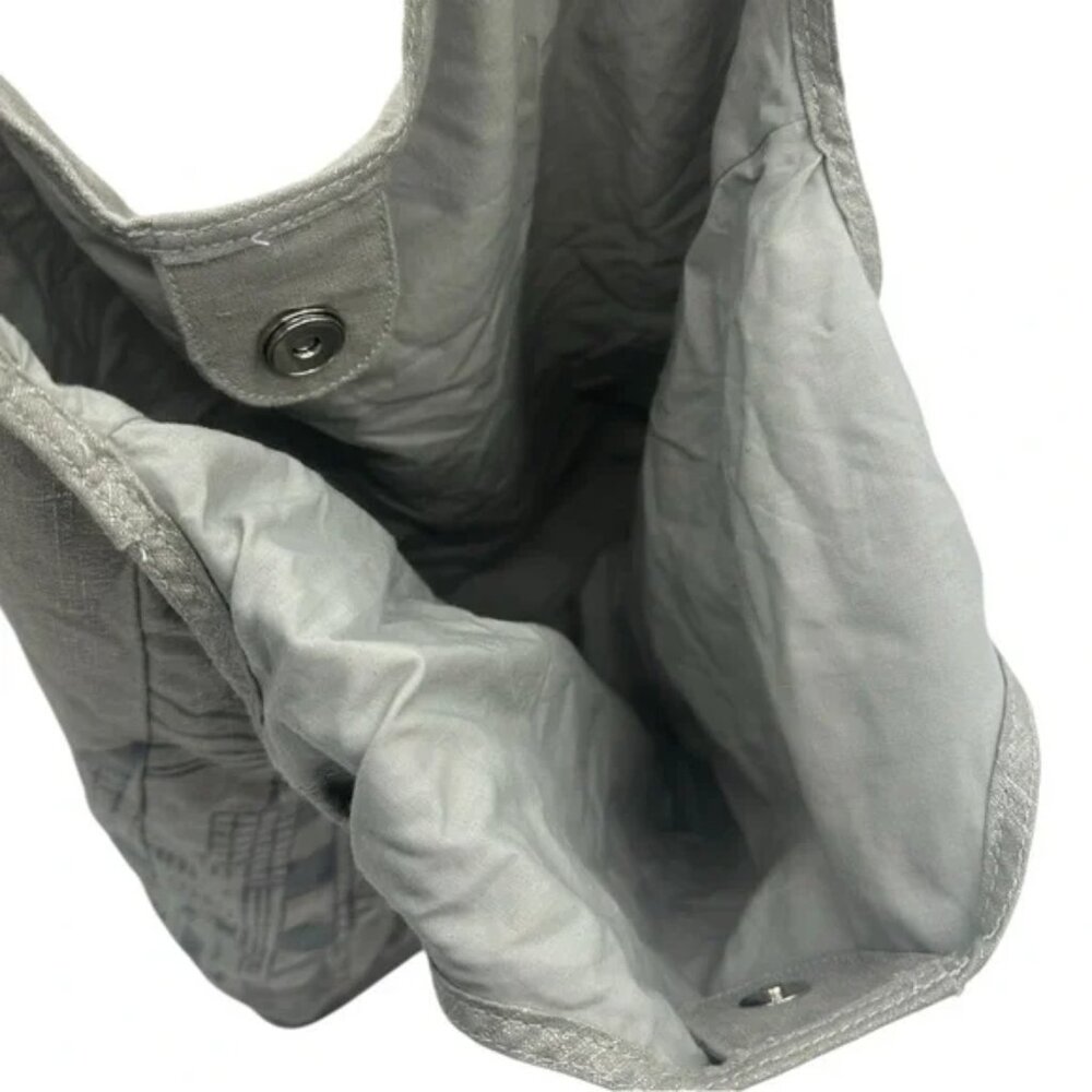 Nordstrom Packable City scape Travel Tote in Silver Foldable Zip Design - Picture 4 of 5